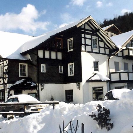 Hotel-Restaurant Zum Dorfkrug Winterberg Exterior photo