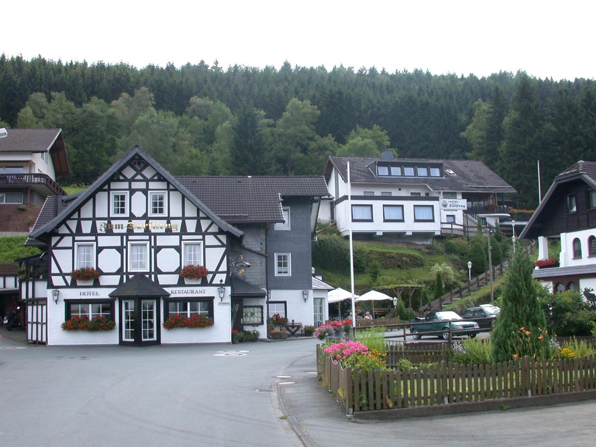Hotel-Restaurant Zum Dorfkrug Winterberg Exterior photo